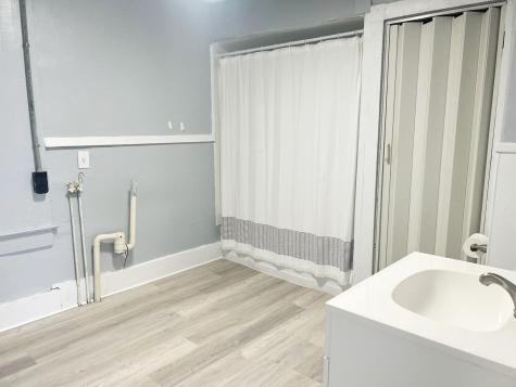 69 Lincoln Street Lewiston ME 04240