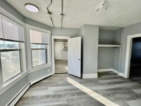 69 Lincoln Street Lewiston ME 04240