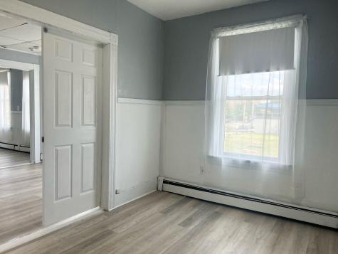 69 Lincoln Street Lewiston ME 04240