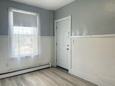 69 Lincoln Street Lewiston ME 04240