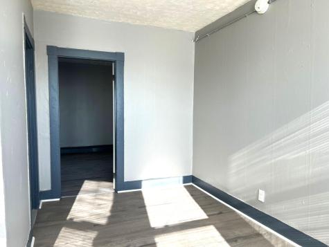 69 Lincoln Street Lewiston ME 04240