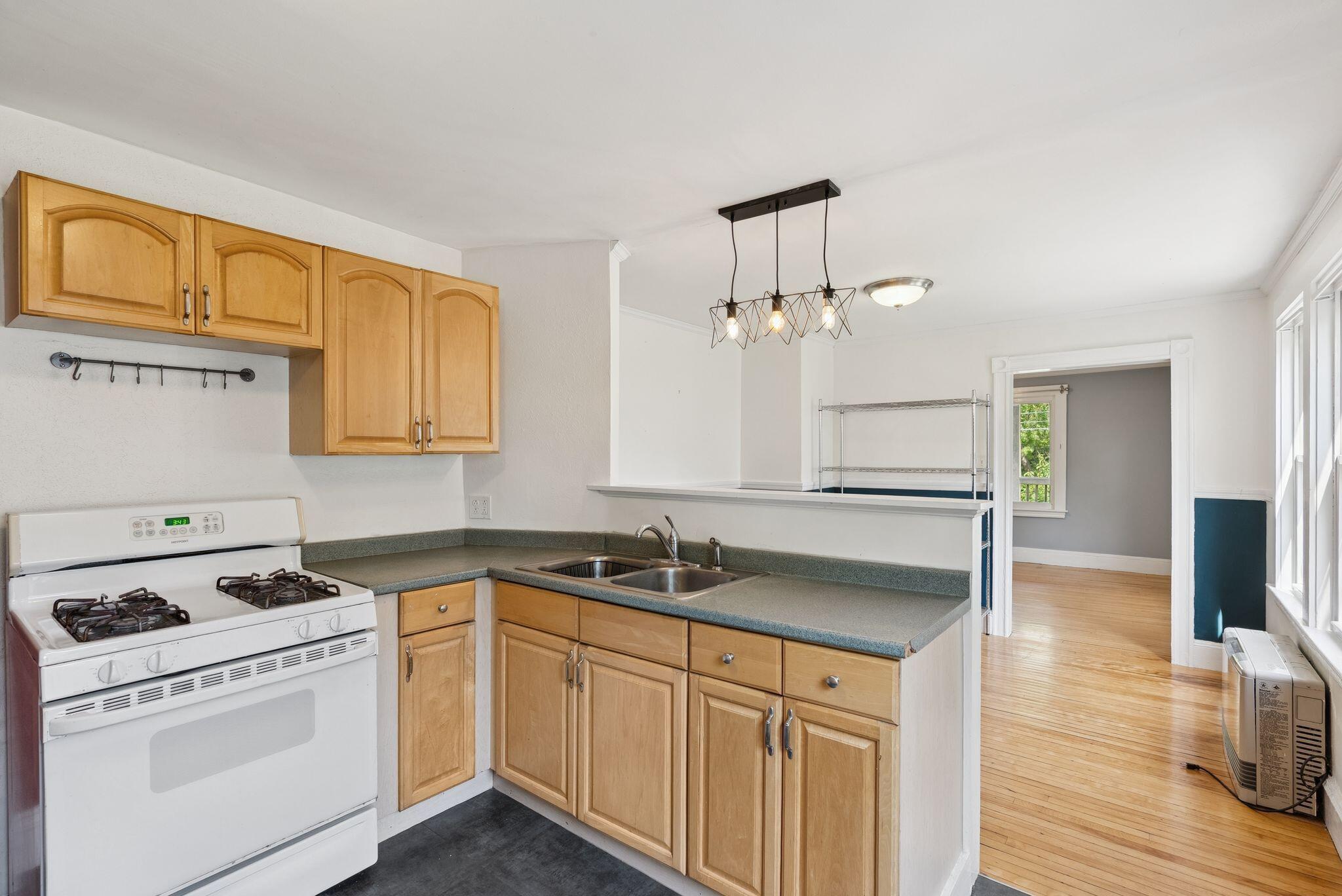 28 Saint George Street Portland ME 04103