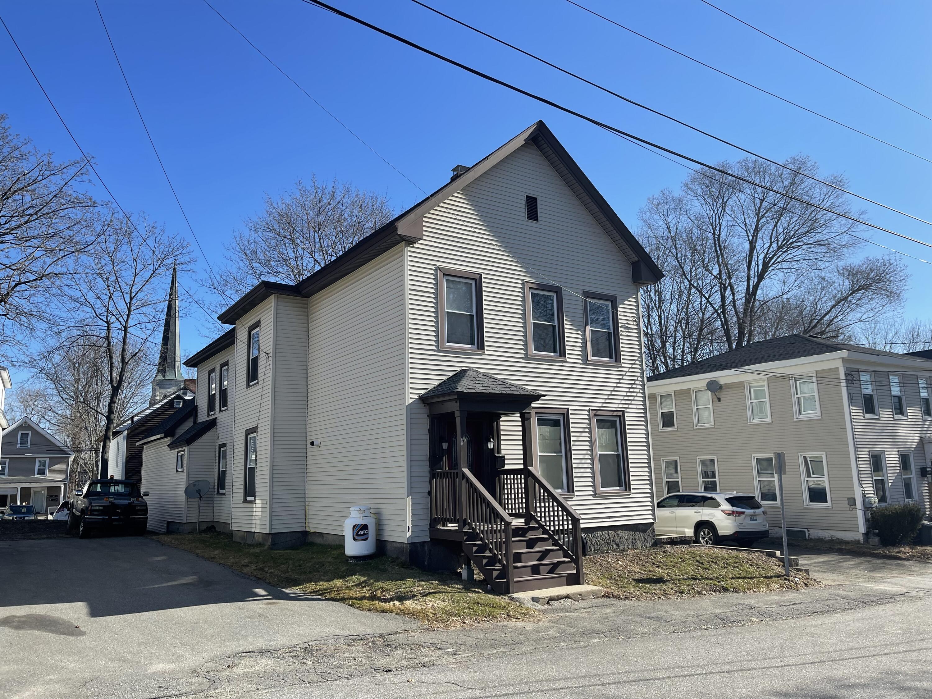 14 Winthrop Court Augusta ME 04330