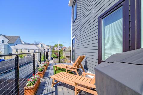 156 Oxford Street Portland ME 04101