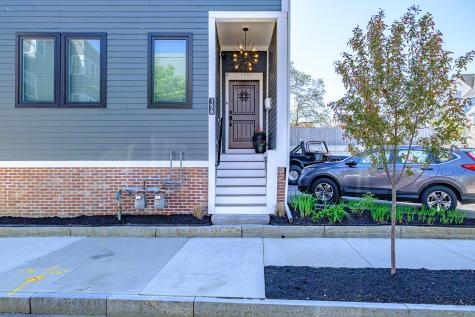 156 Oxford Street Portland ME 04101