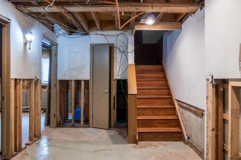 19 Rabbit Valley Road Oxford ME 04270