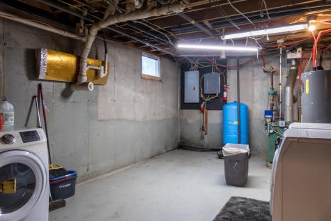 19 Rabbit Valley Road Oxford ME 04270