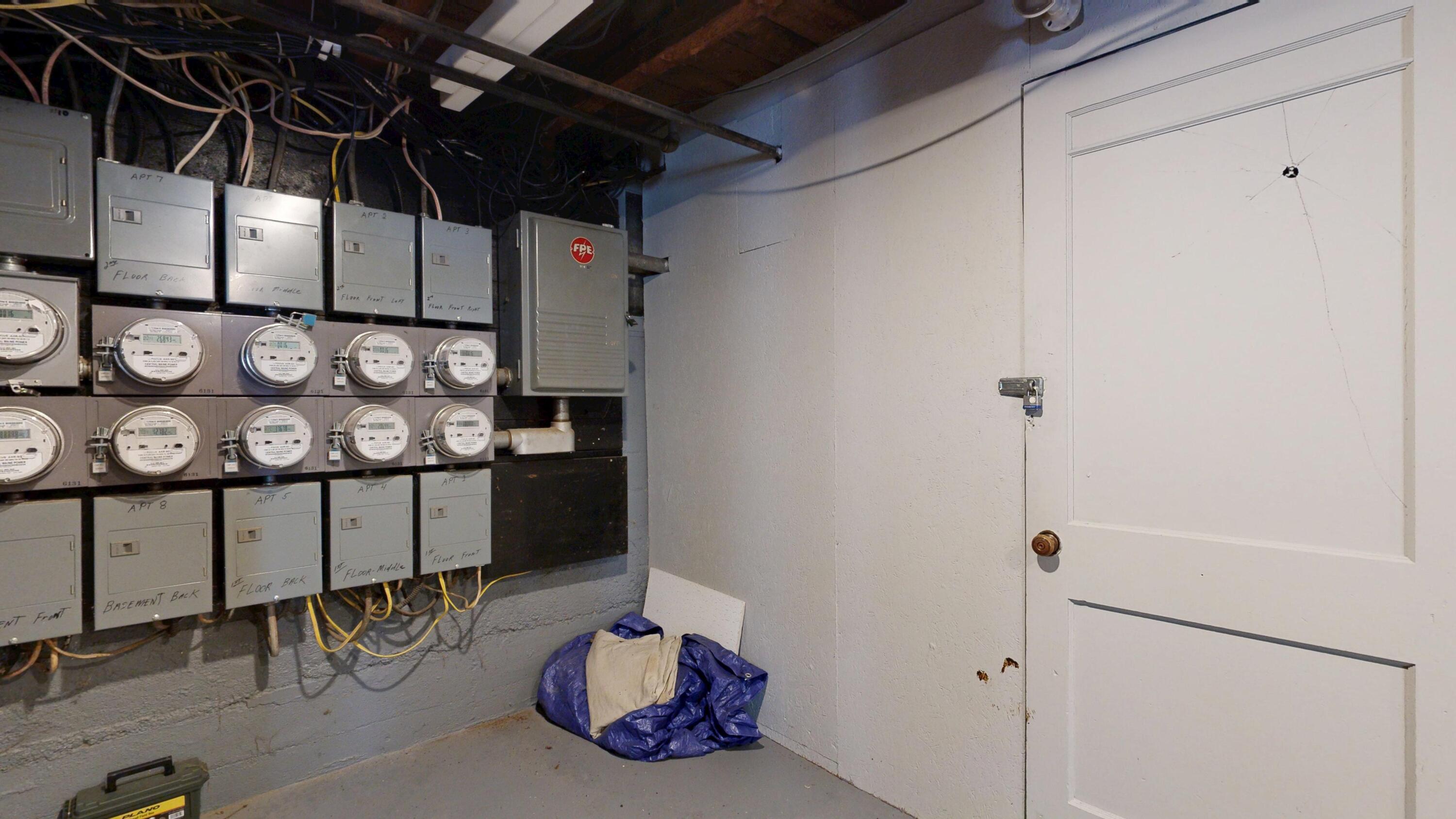 496 Sabattus Street Lewiston ME 04240