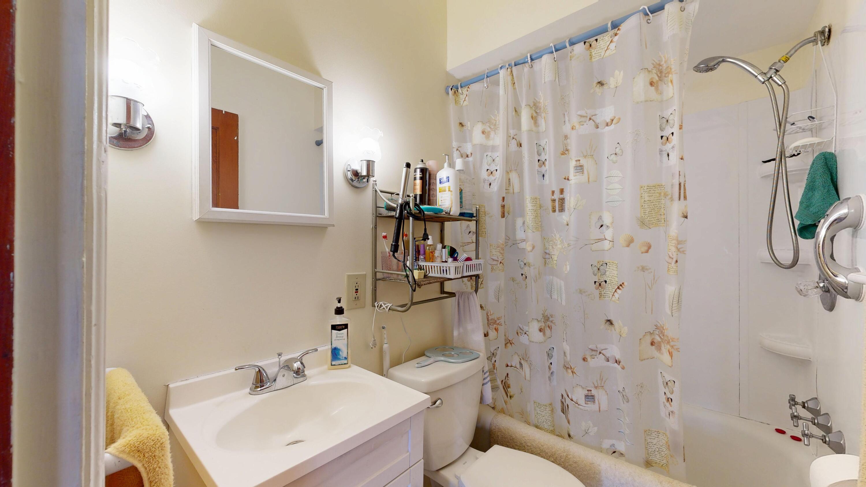 496 Sabattus Street Lewiston ME 04240