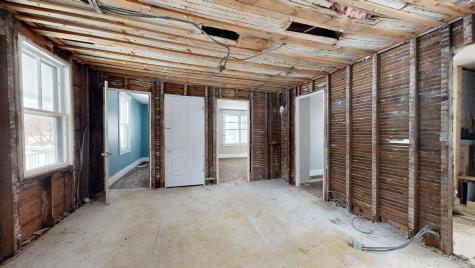 121-123 Oak Hill Road Auburn ME 04210