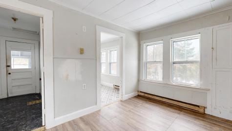 121-123 Oak Hill Road Auburn ME 04210