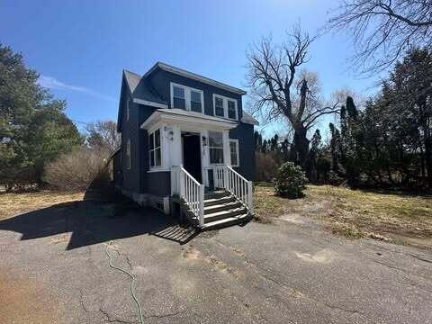 121-123 Oak Hill Road Auburn ME 04210