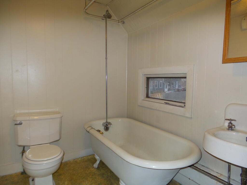 124 College Avenue Waterville ME 04901