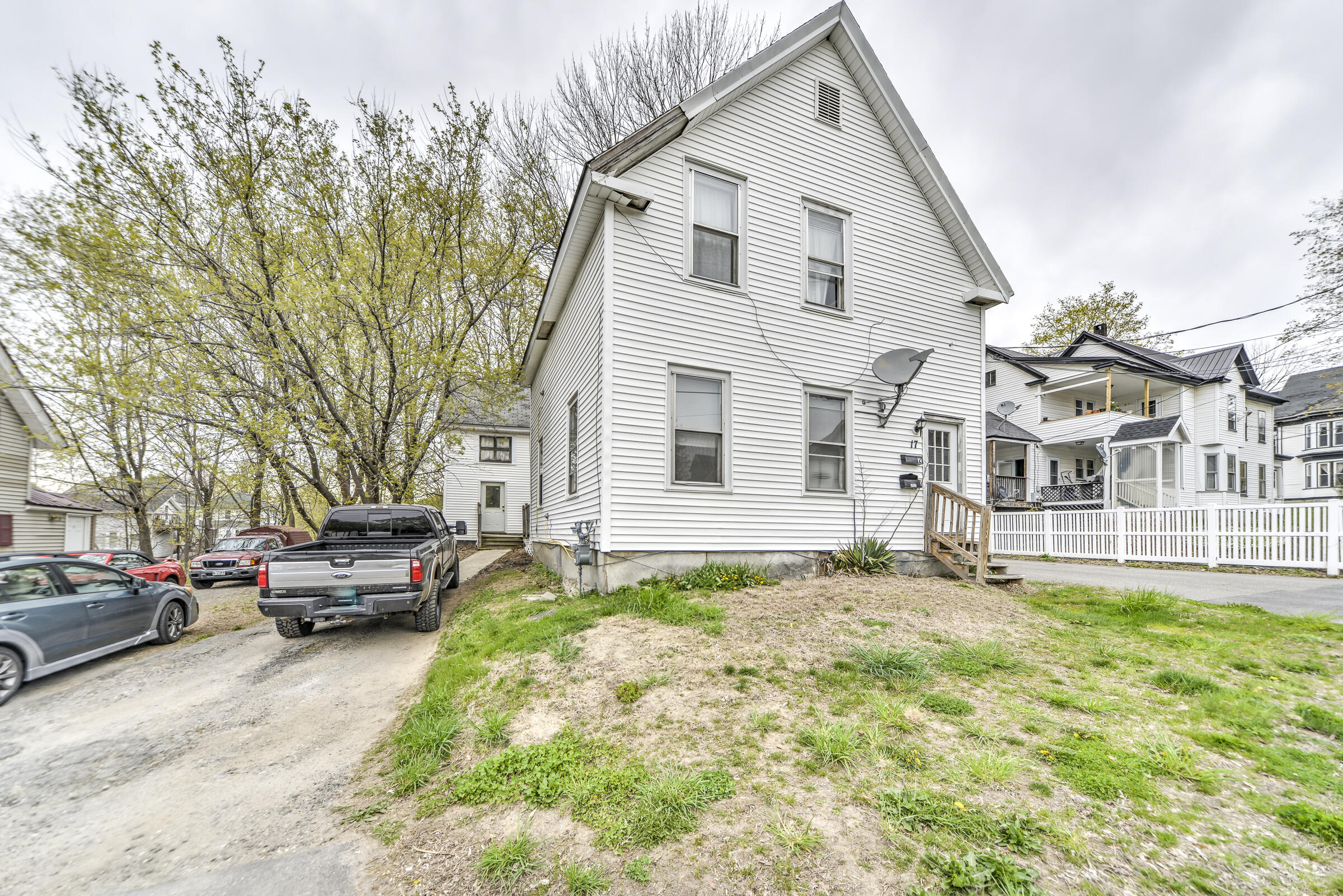 17 Greenlief Street Augusta ME 04330