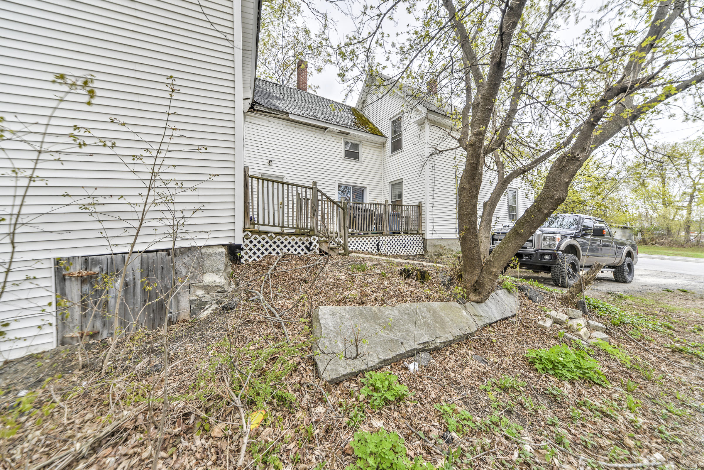 17 Greenlief Street Augusta ME 04330