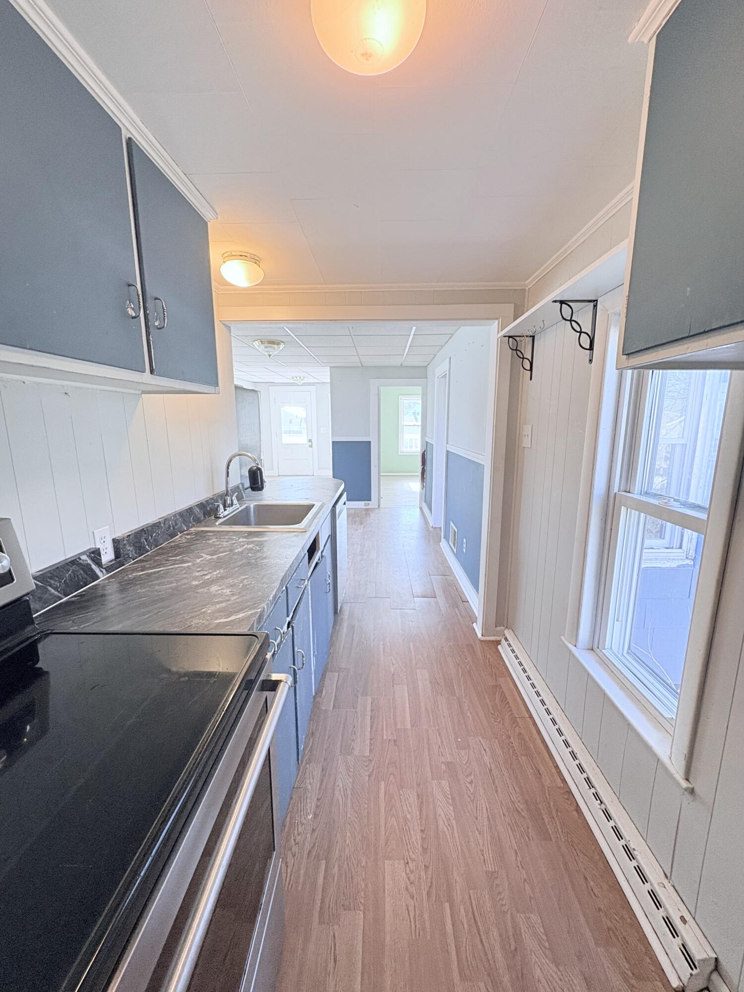 5 Ralph Ave Avenue Lewiston ME 04240