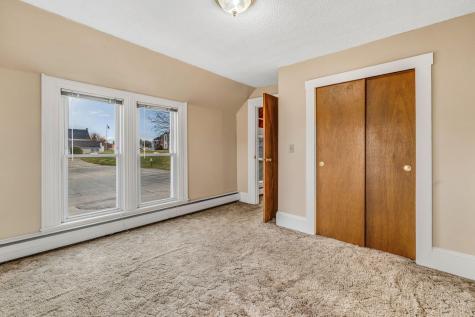 24 Pleasant Street Skowhegan ME 04976