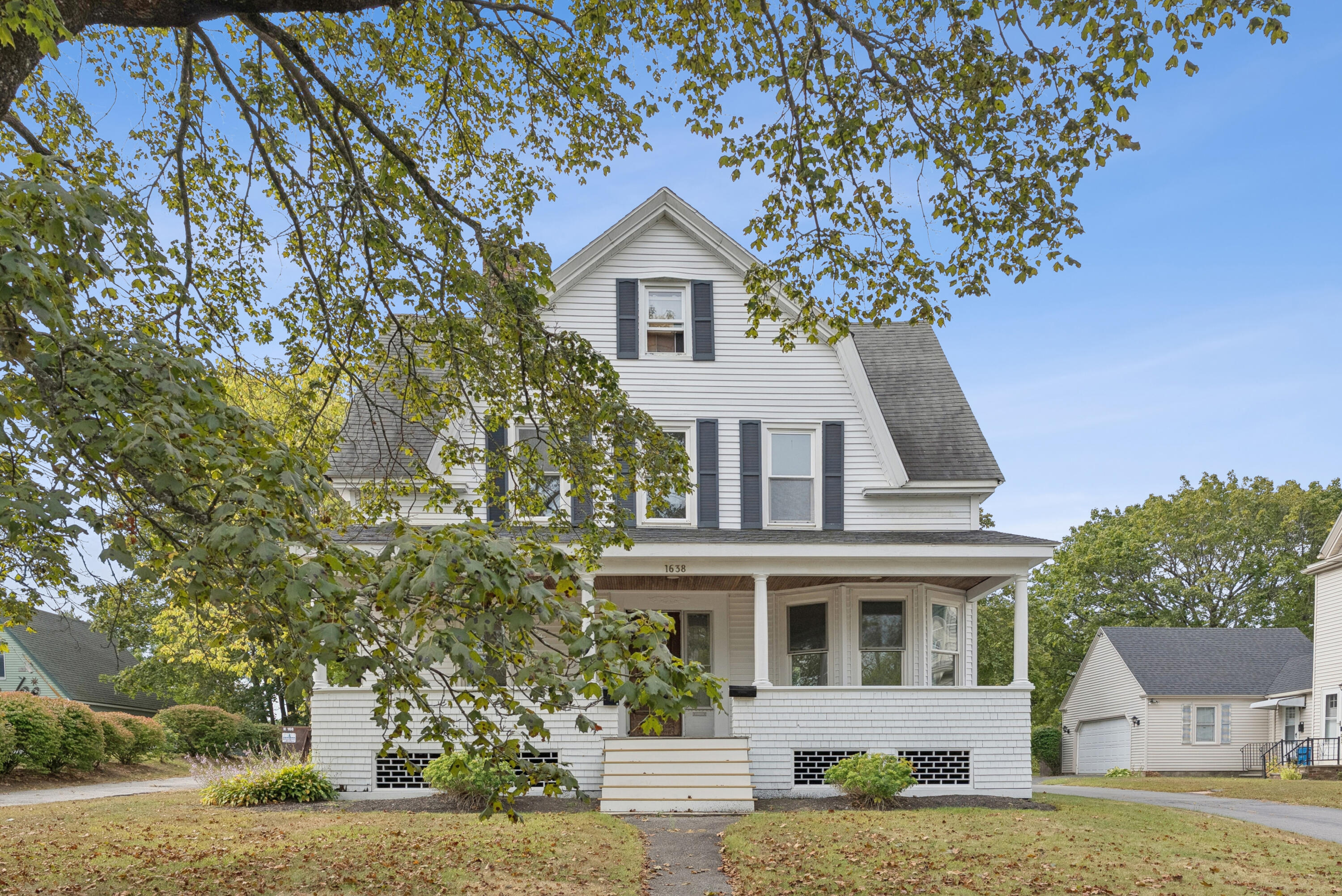 1638 Forest Avenue Portland ME 04103