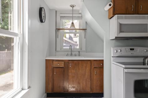 176-178 Massachusetts Avenue Portland ME 04102