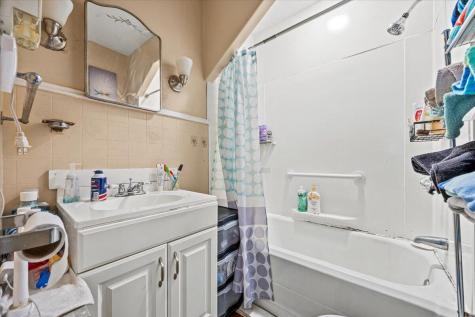 37 West Street Biddeford ME 04005