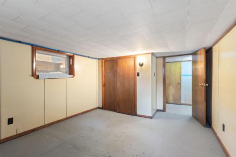 106 High Street Sanford ME 04073