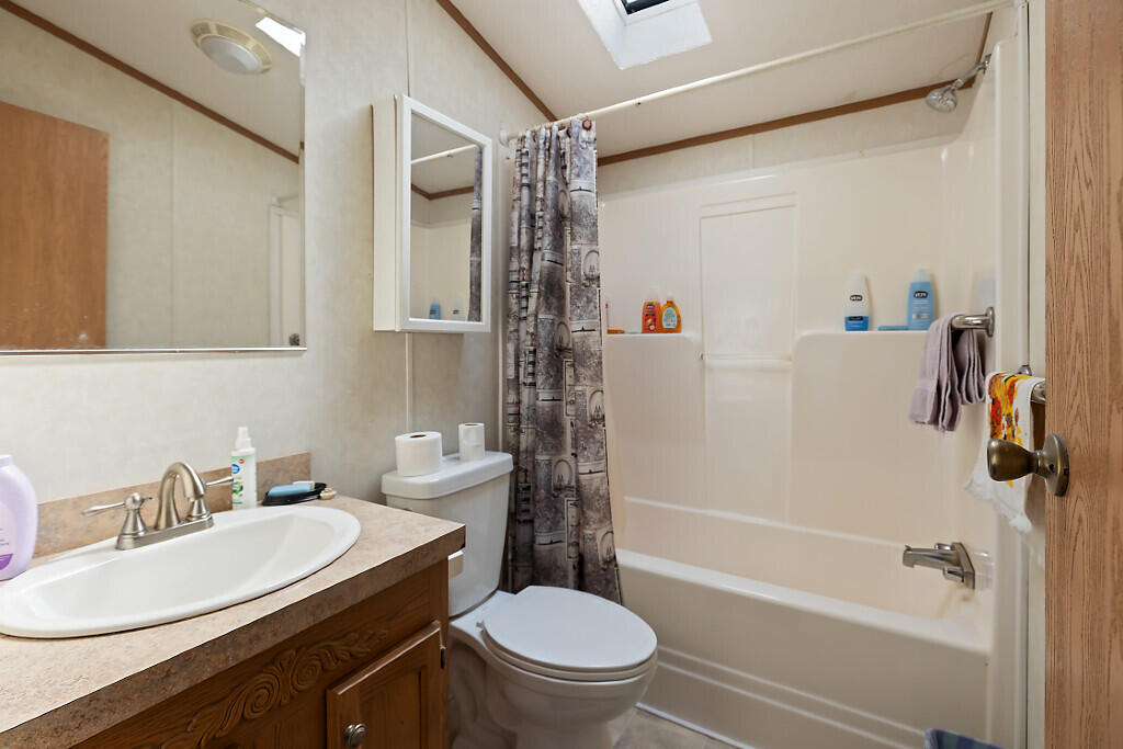 1145 Waterville Road Skowhegan ME 04976