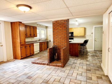 19 Loring Avenue Auburn ME 04210