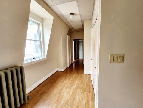 19 Loring Avenue Auburn ME 04210