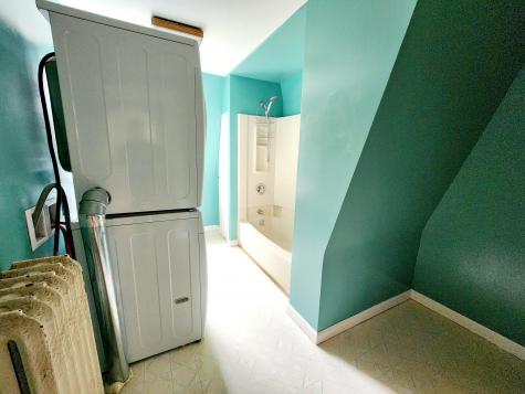 19 Loring Avenue Auburn ME 04210