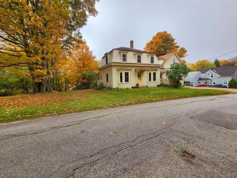 19 Loring Avenue Auburn ME 04210