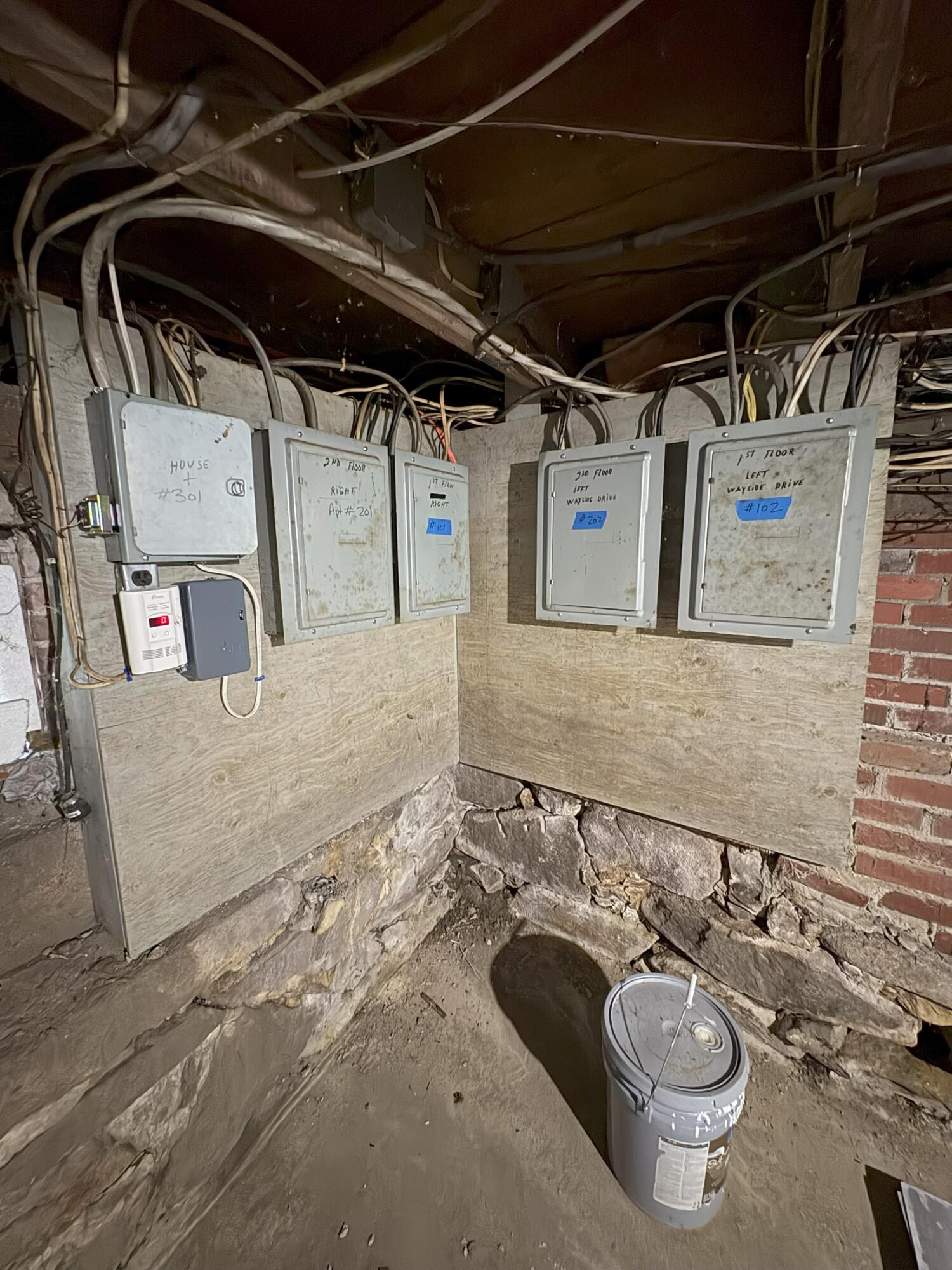 17 Mechanic Street Westbrook ME 04092