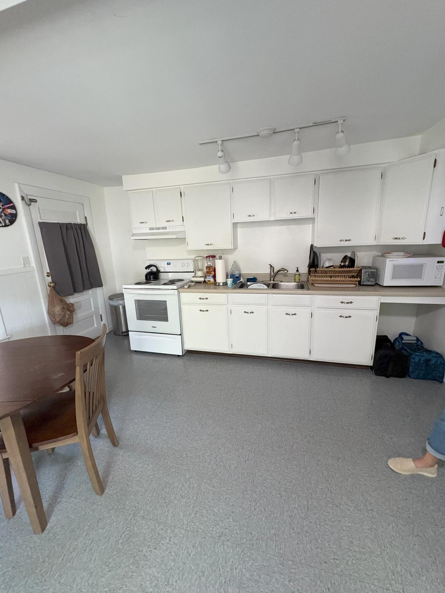 17 Mechanic Street Westbrook ME 04092