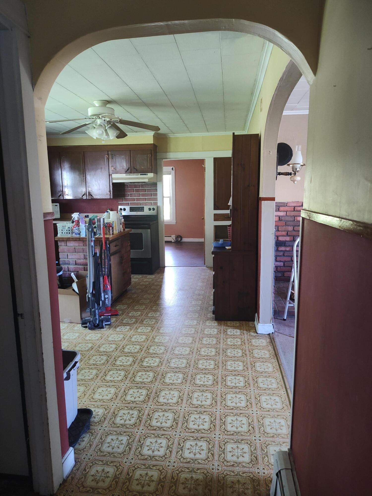 148 Broad Street Auburn ME 04210