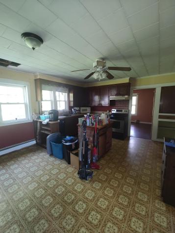 148 Broad Street Auburn ME 04210
