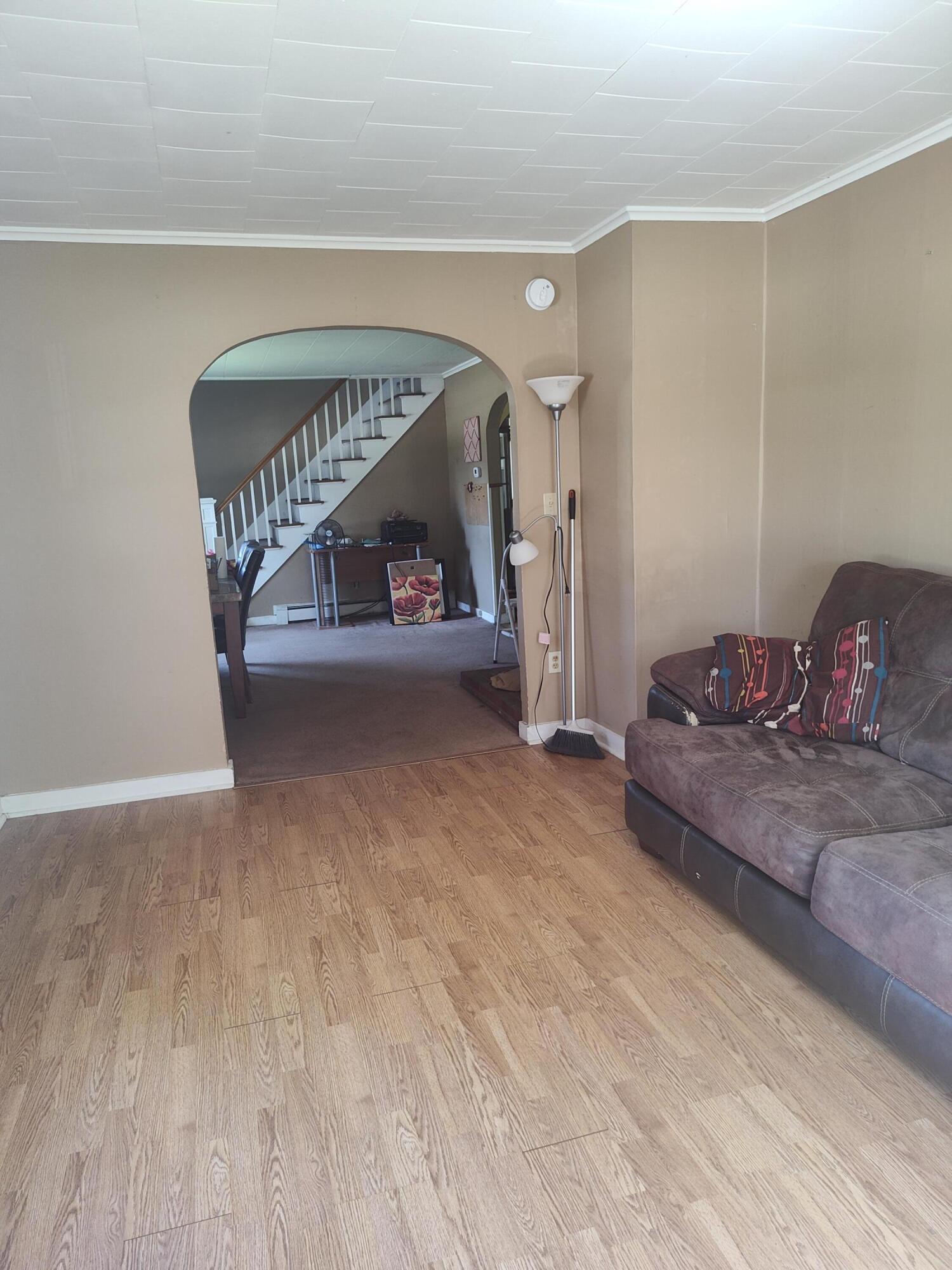 148 Broad Street Auburn ME 04210