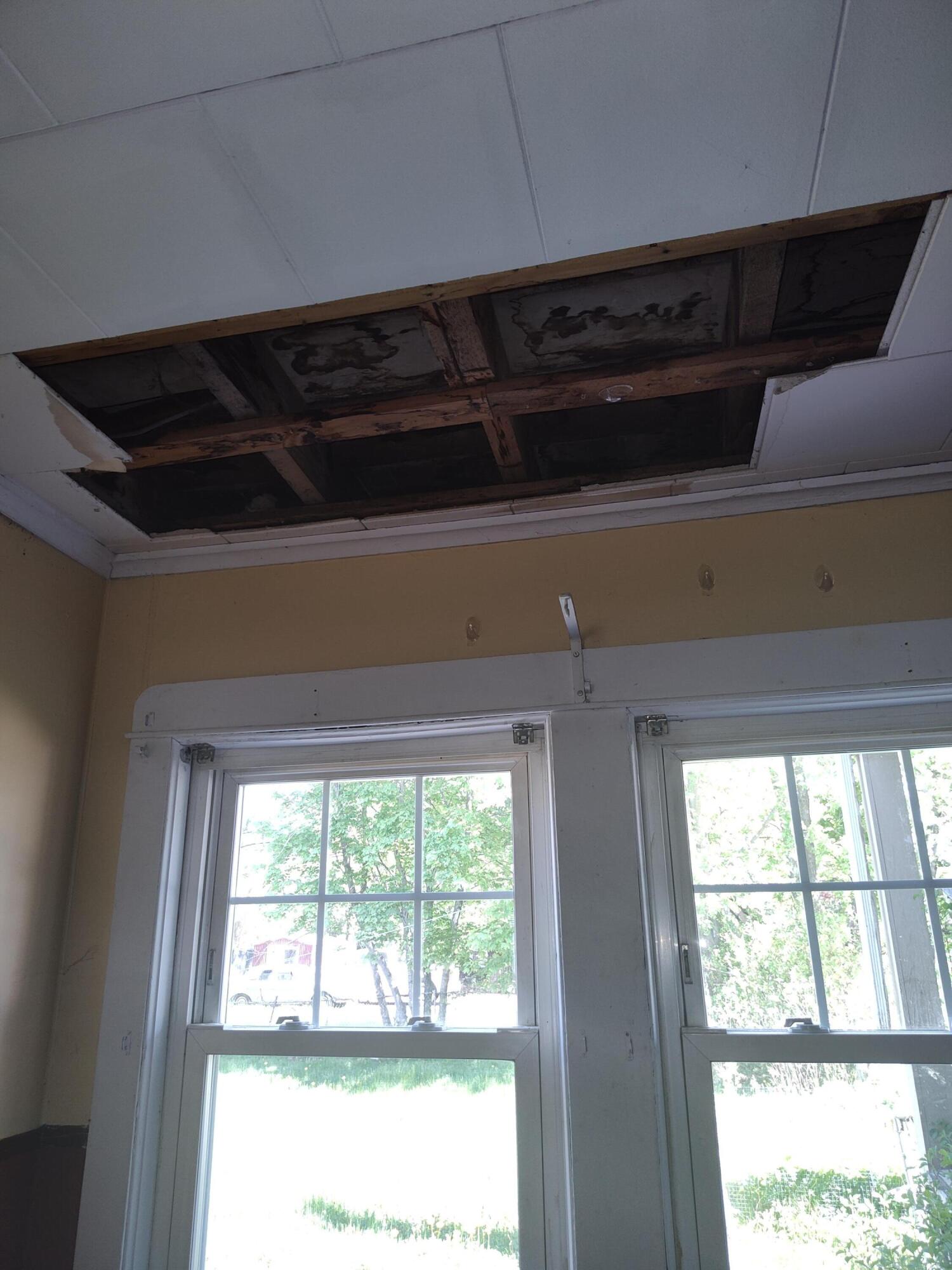 148 Broad Street Auburn ME 04210