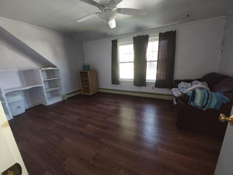 148 Broad Street Auburn ME 04210