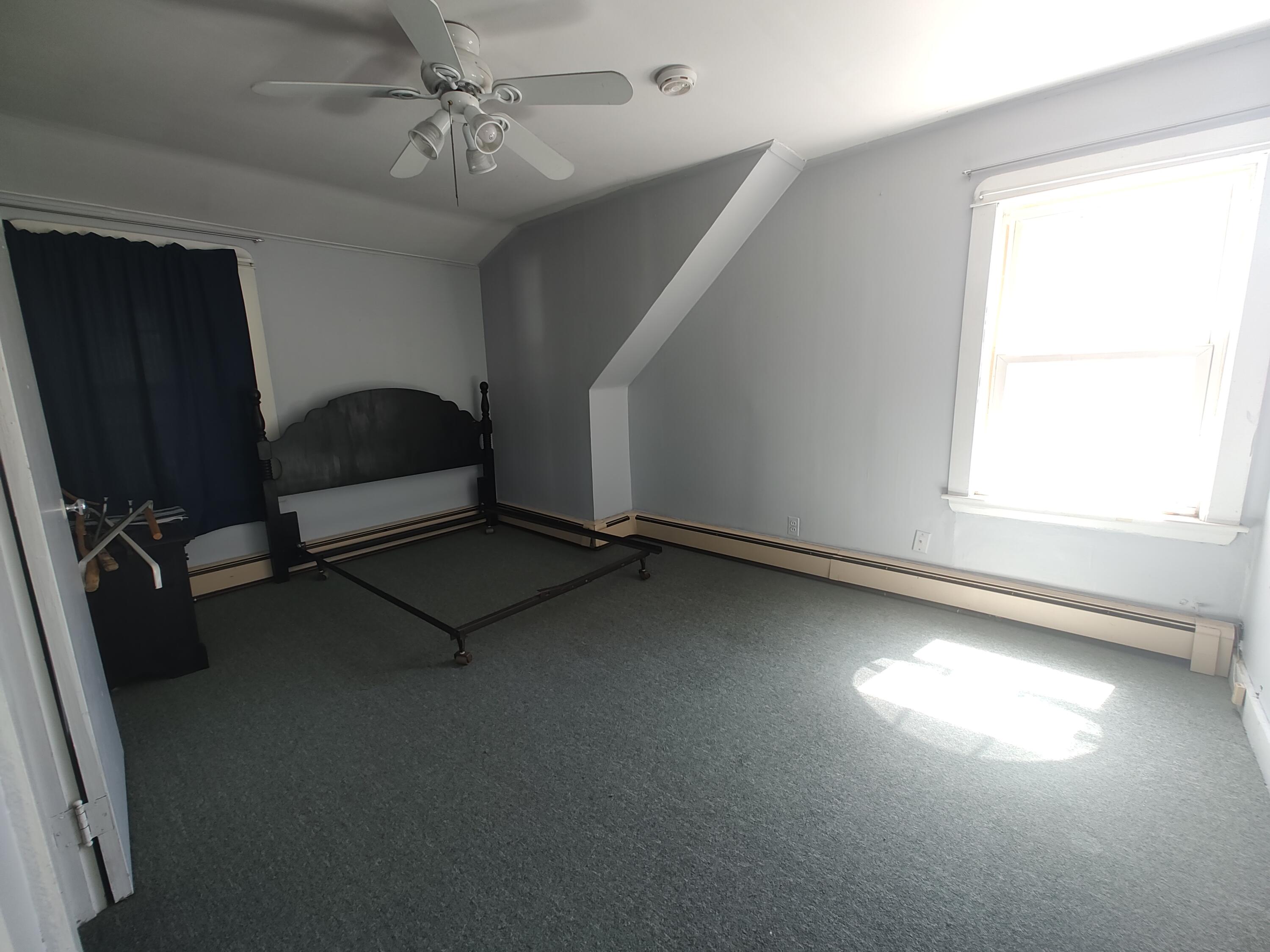 148 Broad Street Auburn ME 04210