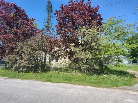 148 Broad Street Auburn ME 04210