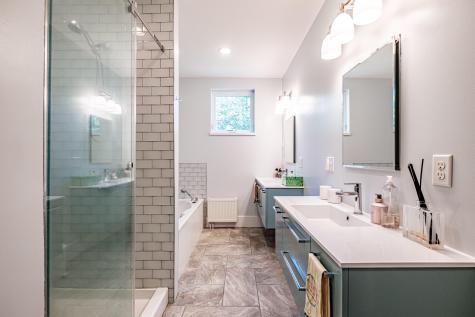 90 Main Street Yarmouth ME 04096