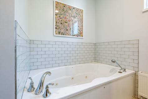 90 Main Street Yarmouth ME 04096