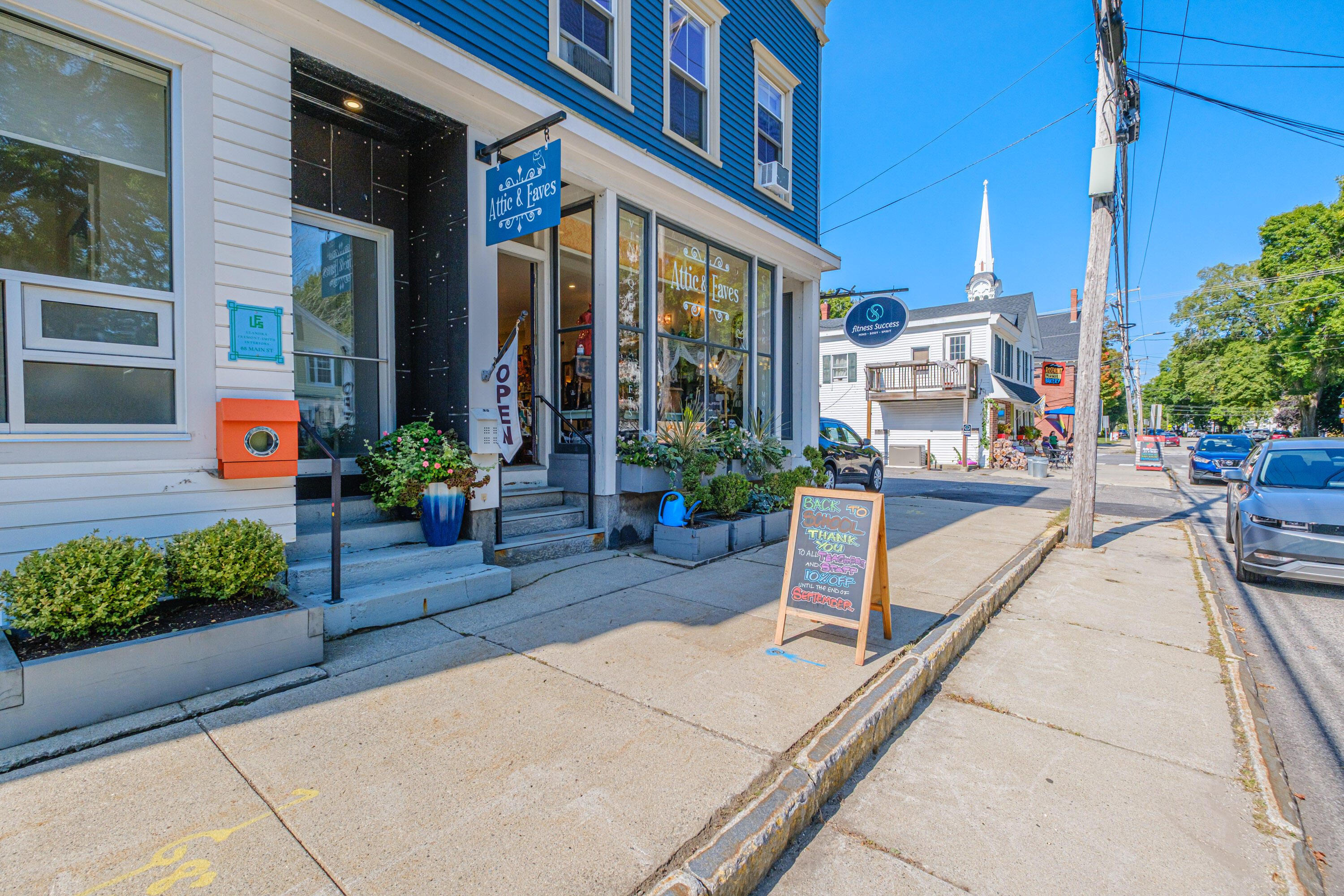 90 Main Street Yarmouth ME 04096