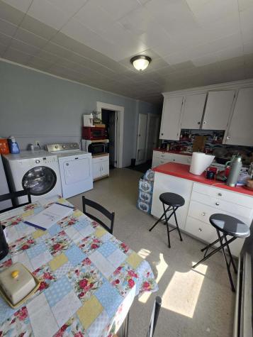 239 East Avenue Lewiston ME 04240