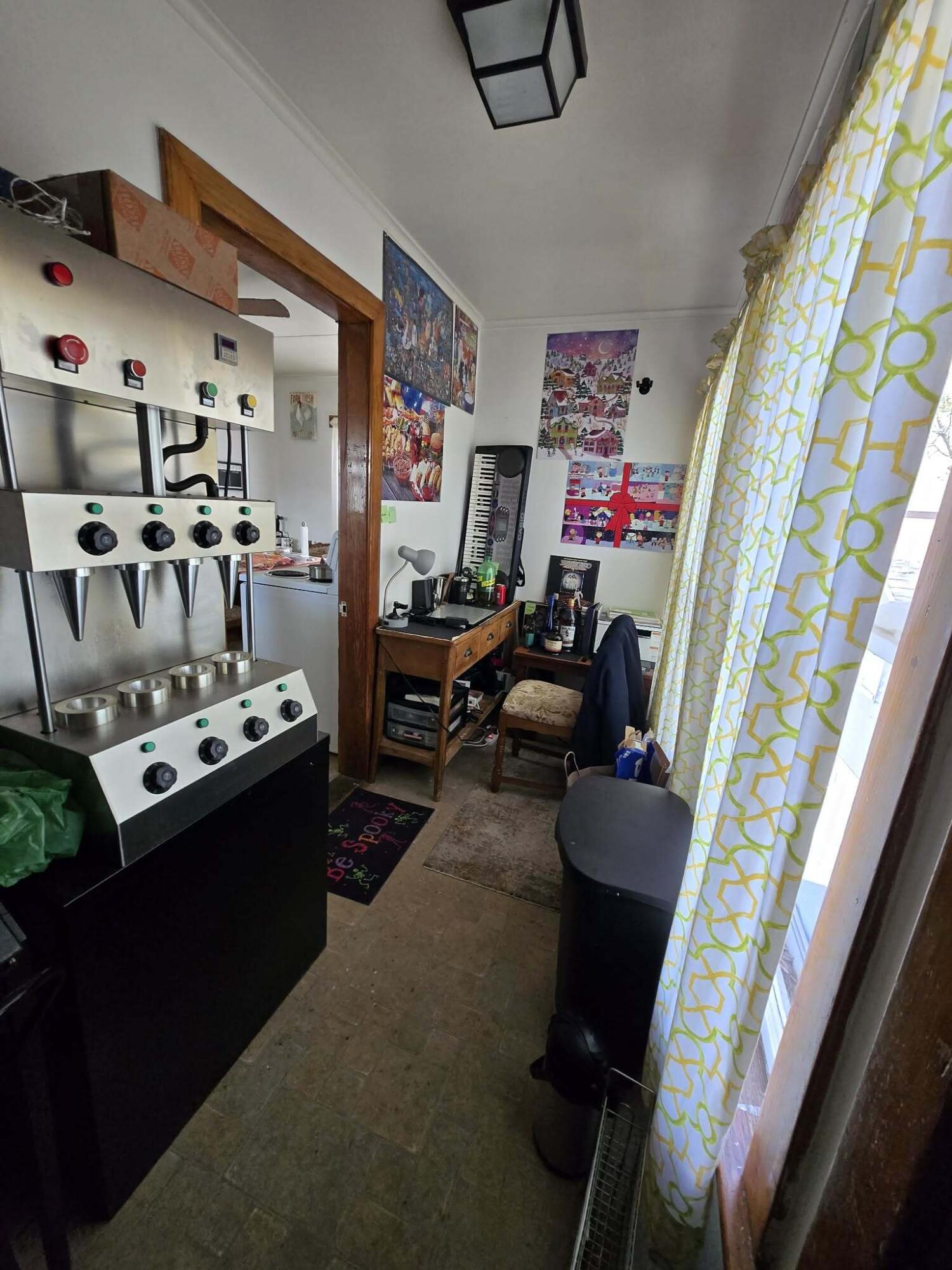 239 East Avenue Lewiston ME 04240