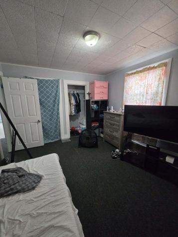 239 East Avenue Lewiston ME 04240