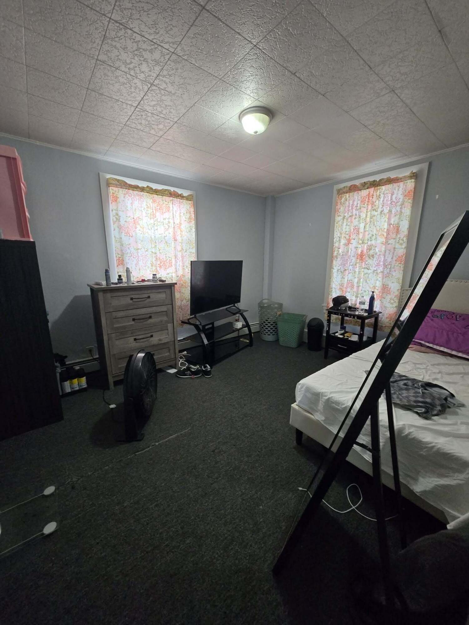 239 East Avenue Lewiston ME 04240