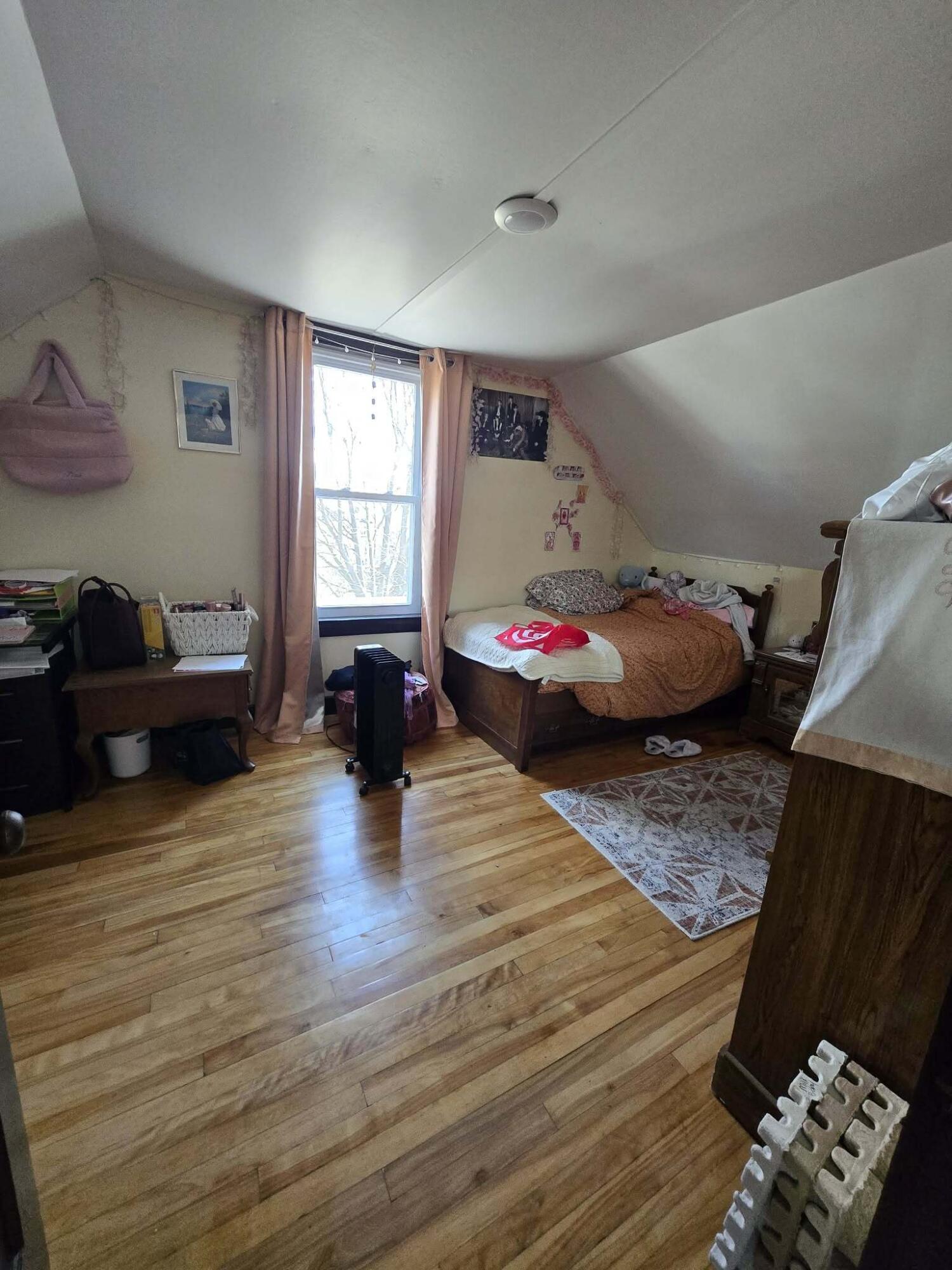 239 East Avenue Lewiston ME 04240
