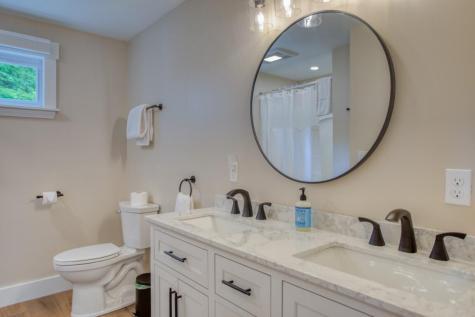 66 Townsend Avenue Boothbay Harbor ME 04538