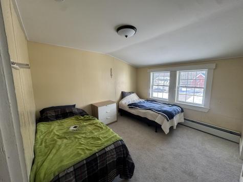 1327 U.s. 1 York ME 03902