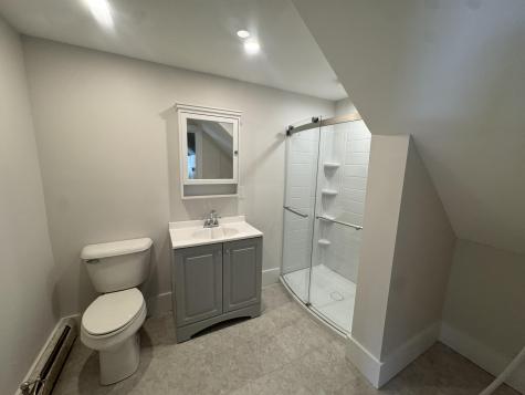 1327 U.s. 1 York ME 03902